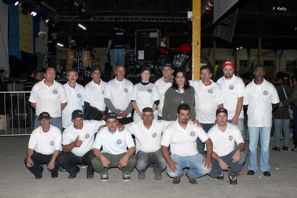 Primeira festa dos  trabalhadores , primeira formação e direção  